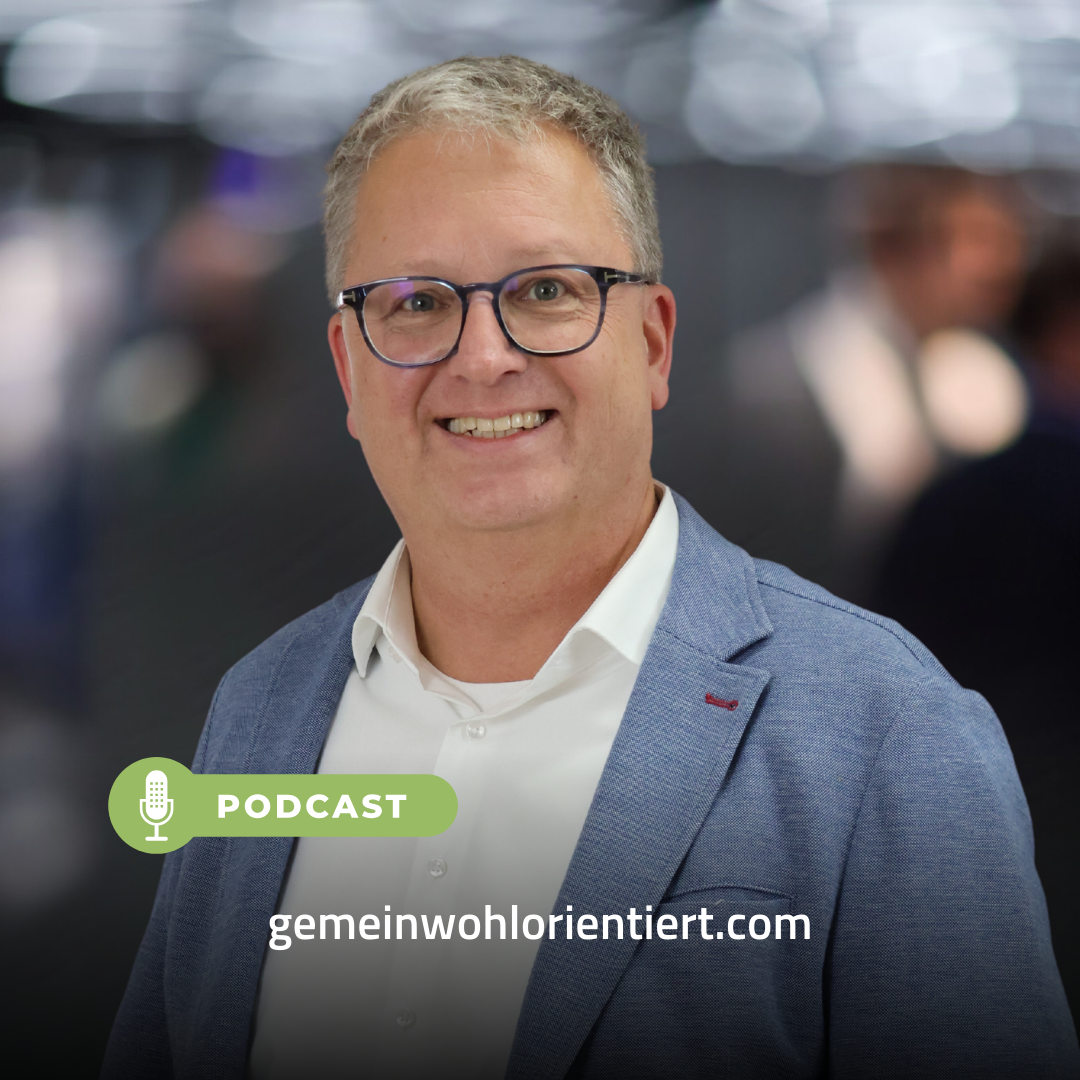 Helmut Podcast Cover